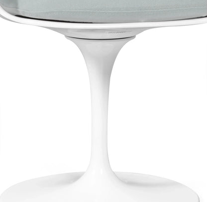 Silla de diseño con brazos- Tulip chair