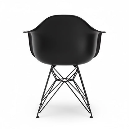 Silla design ultimátum - James